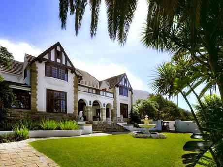St James Manor